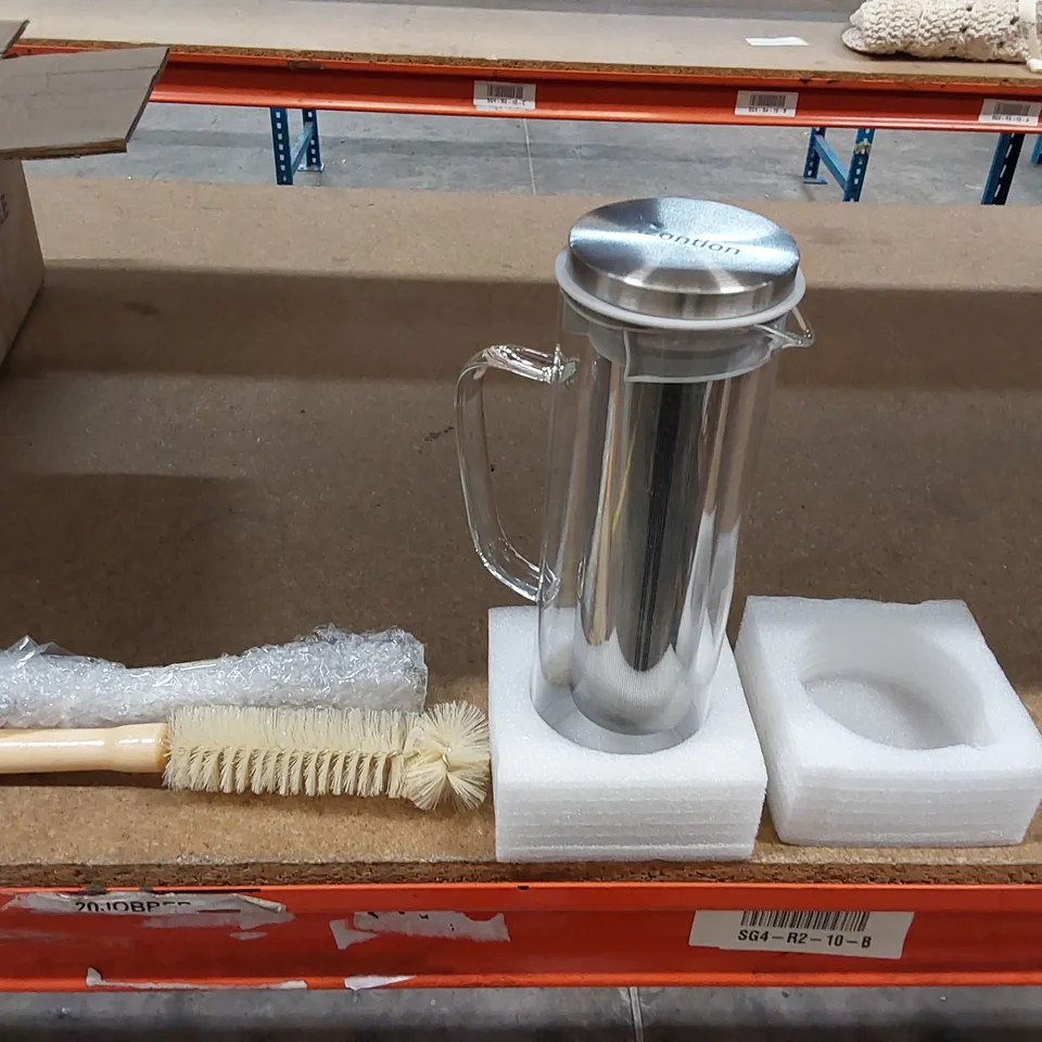 BOXED BRAND NEW AZONTION COLD BREW COFFEE MAKER (1 BOX)