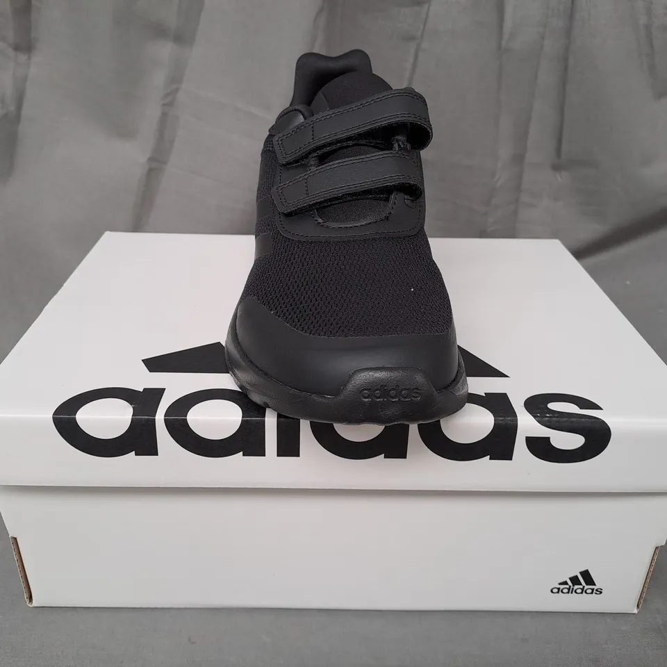 BOXED PAIR OF ADIDAS TENSAUR RUN 2.0 CF SHOES IN BLACK UK SIZE 6