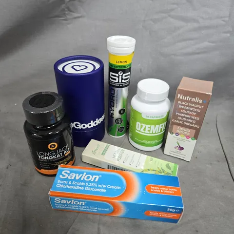 APPROXIMATELY 20 ASSORTED VITAMIN/HEALTH AID PRODUCTS TO INCLUDE SAVLON, HYDROLYTES, HERBAL PURIFIER ETC  