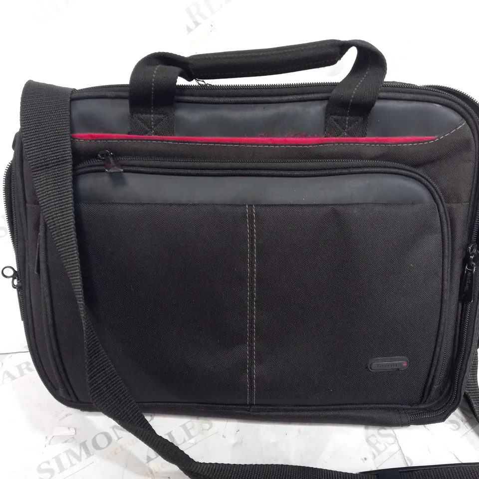TARGUS CLASSIC CLAMSHELL CN313 LAPTOP BAG IN BLACK