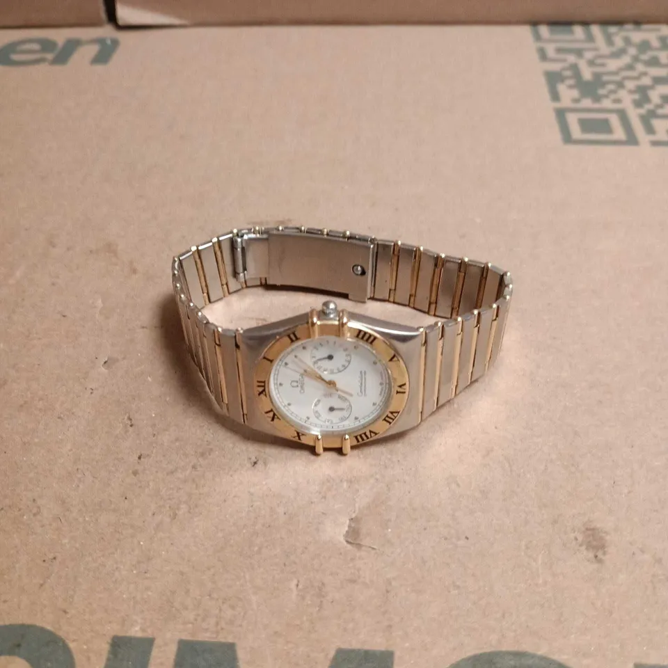 OMEGA WRISTWATCH WITH TWO-TONE BRACELET AND ROMAN NUMERAL BEZEL