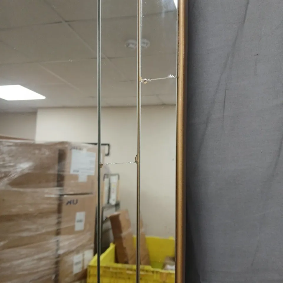 BOXED FLUTED EDGE HANGING MIRROR 50x150cm (1 BOX)