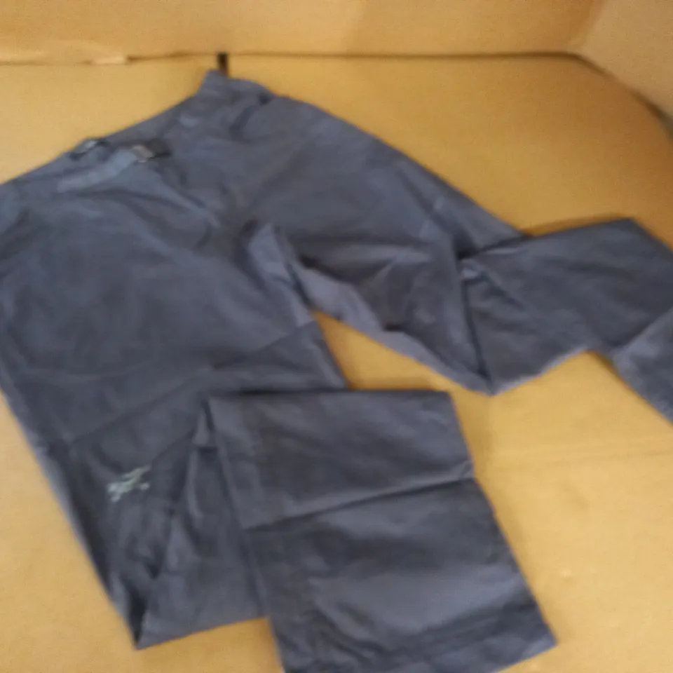 ARCTERYX MENS TROUSERS IN GREY - W32