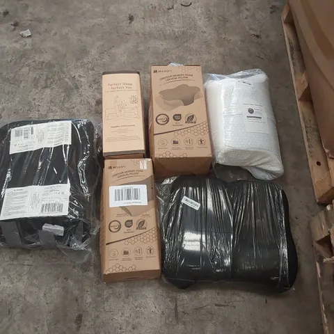 PALLET CONTAINING A VERY LARGE QUANTITY OF ASSORTED PILLOWS AND RELATED BEDDING/COMFORT PRODUCTS ECT