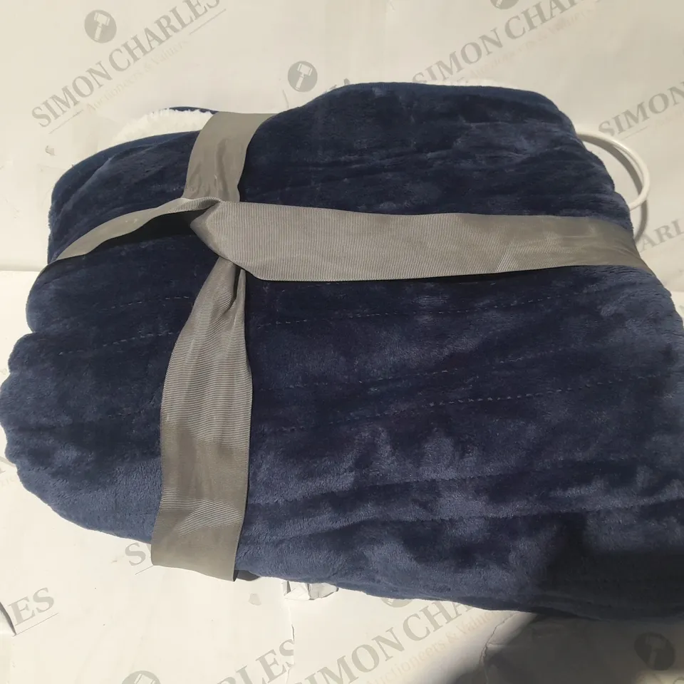 COZEE HOME OVERSIZED HEATED WRAP IN NAVY