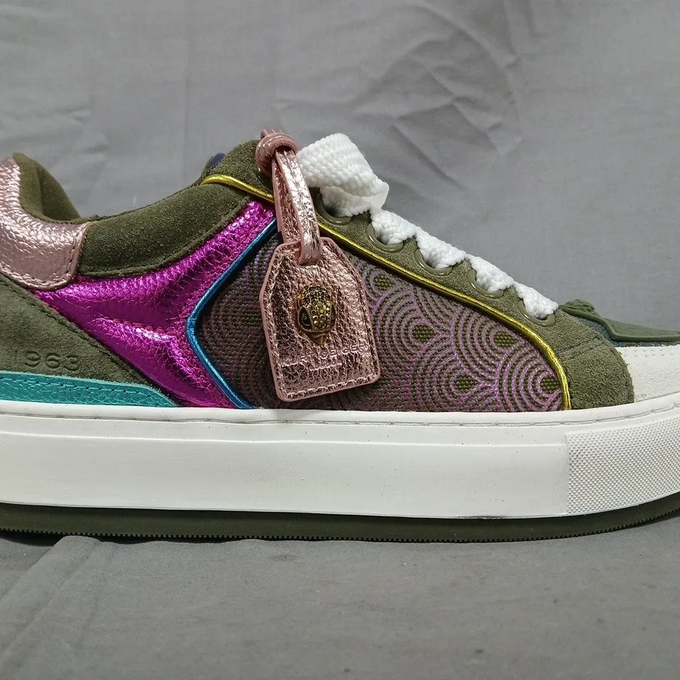 PAIR OF HURT GEIGER SHOES IN DARK SAGE/MULTI SIZE EU 40