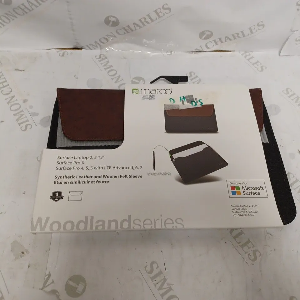MARCO WOODLAND SERIES LAPTOP SLEEVE 