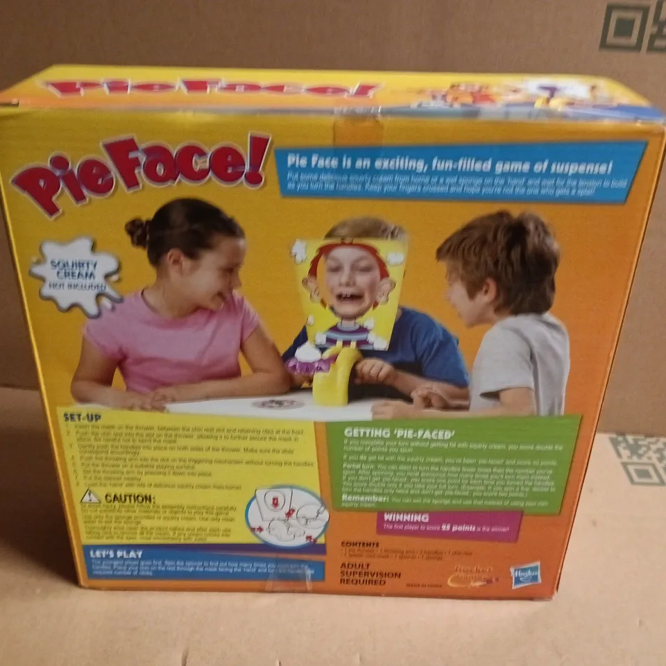 PIE FACE! PARTY GAME – BOXED