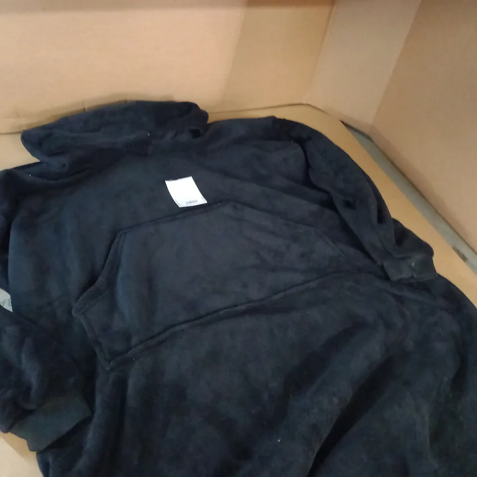 OHS EXTRA LONG CORAL FLEECE HOODIE BLANKET
