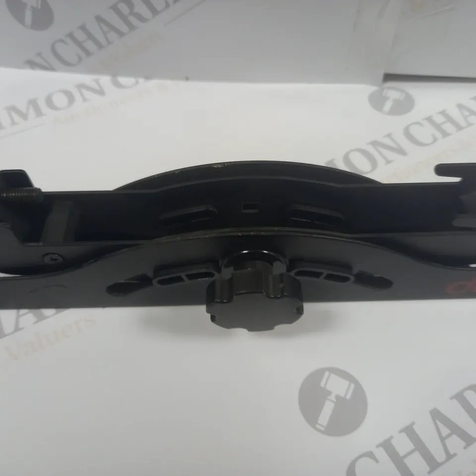 DWO ADJUSTABLE FIXTURE
