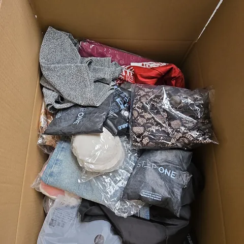 LARGE BOX OF ASSORTED CLOTHING ITEMS IN VARIOUS SIZES, STYLES AND COLOUR 