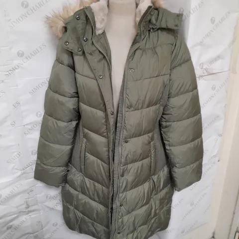 EVERYDAY WAIST DETAIL PADDED COAT SIZE 16