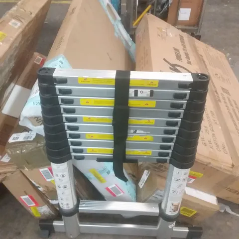 UNPACKAGED COLLAPSABLE LADDER - UNSPECIFIED SIZE
