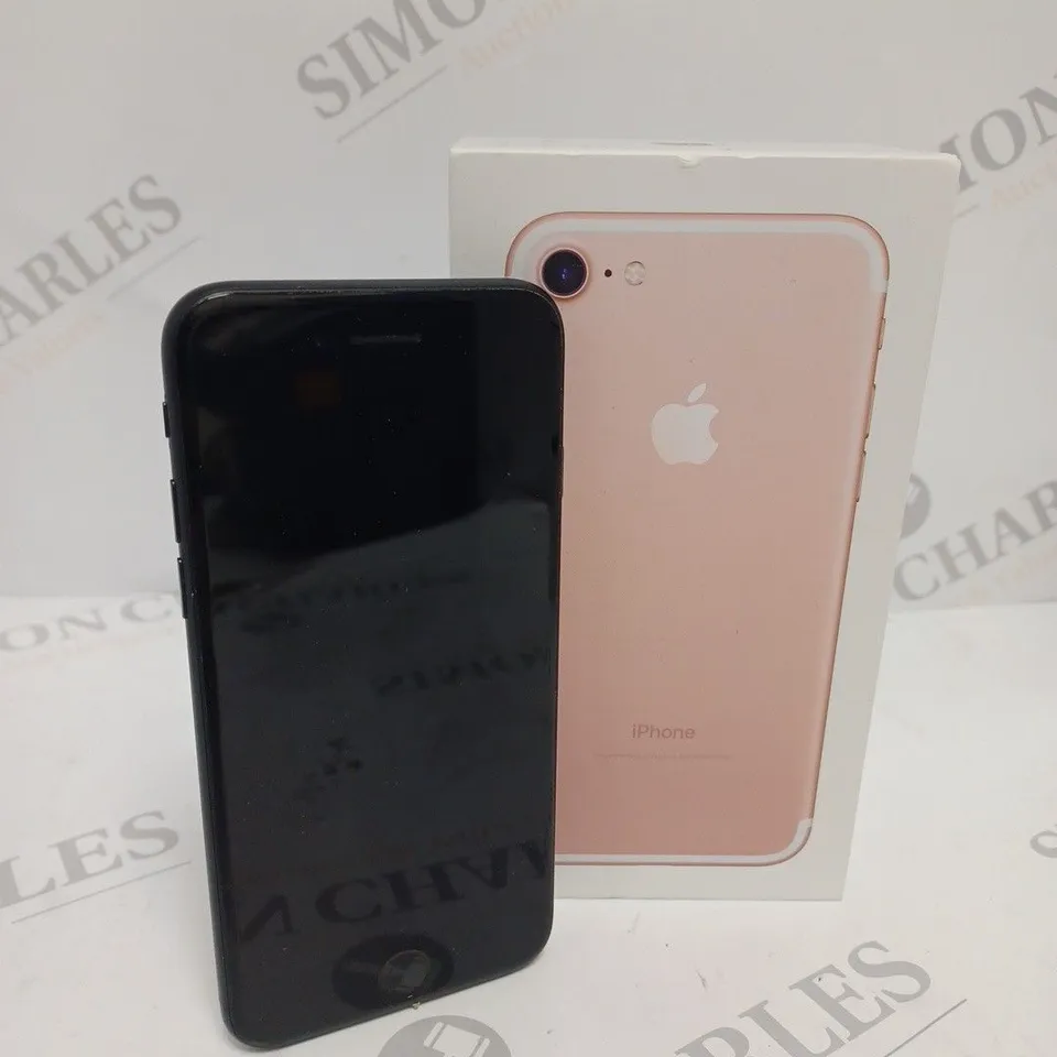 APPLE IPHONE 7 (A1778) SMARTPHONE