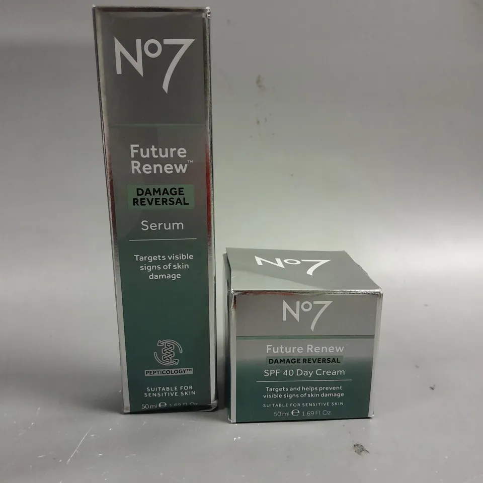 BOXED SET OF 2 NO7 HEALTH AND BEAUTY PRODUCTS TO INCLUDE FUTURE RENEW SERUM (50ML) AND SPF 40 DAY CREAM (50ML)