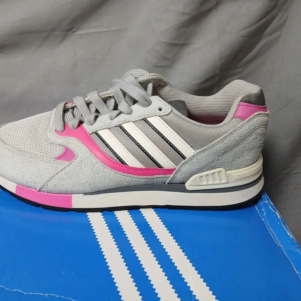 ADIDAS RUNNING SNEAKERS – GREY WITH PINK ACCENTS, UK 8 (US 8.5 / EU 42)