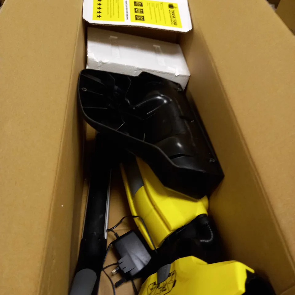KÄRCHER FC5 CORDLESS HARD FLOOR CLEANER