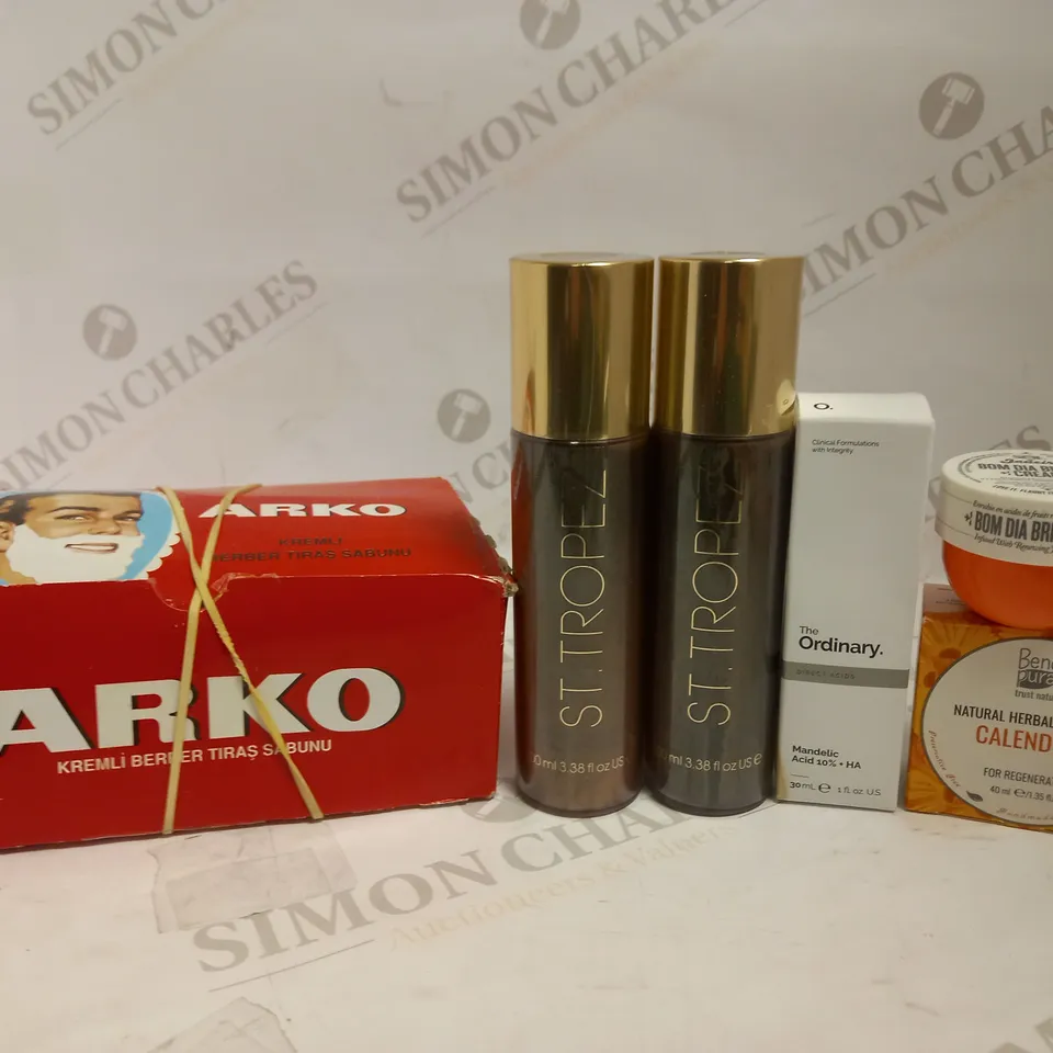 LOT OF APPROXIMATELY 20 ASSORTED HEALTH & BEAUTY ITEMS, TO INCLUDE ST TROPEZ, SOL JANIERO, THE ORDINARY, ETC