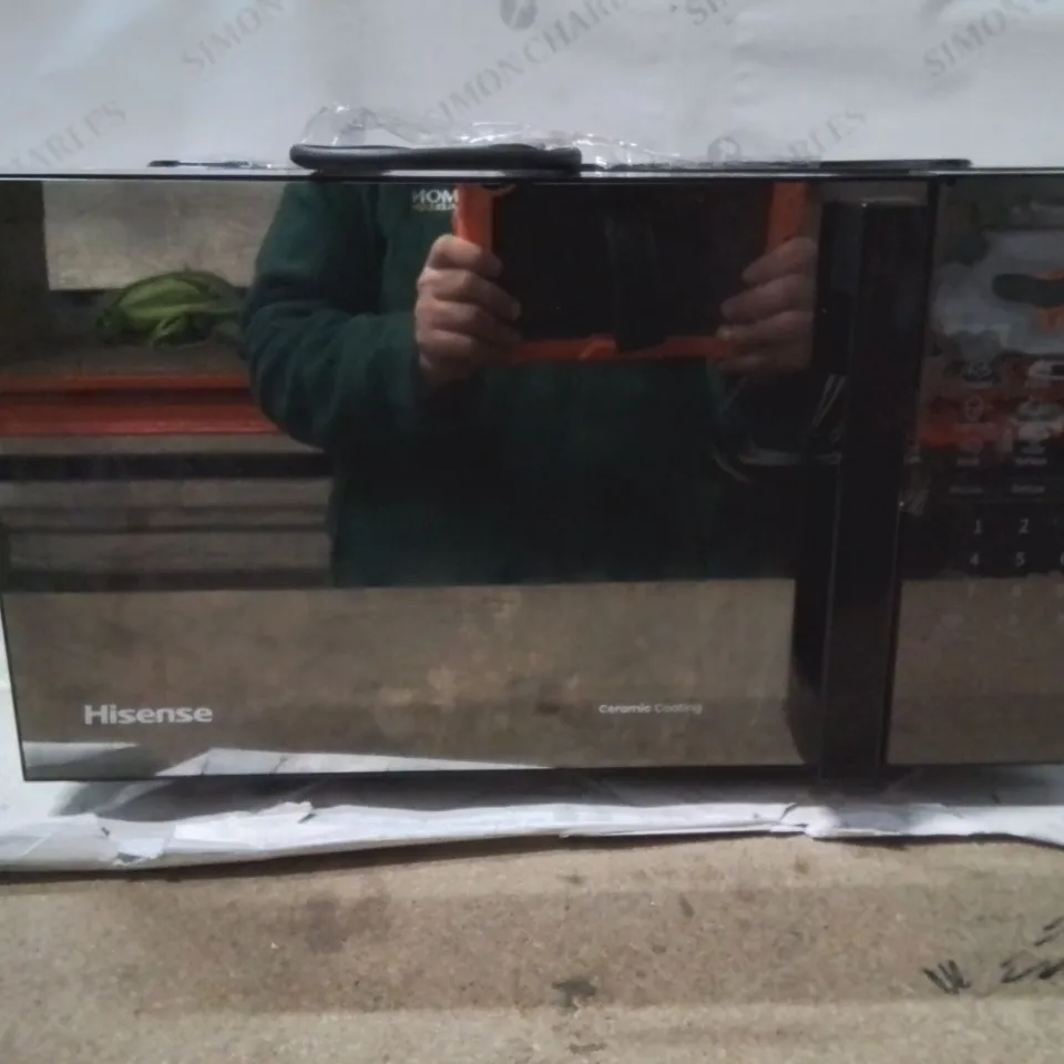 HISENSE MICROWAVE BLACK