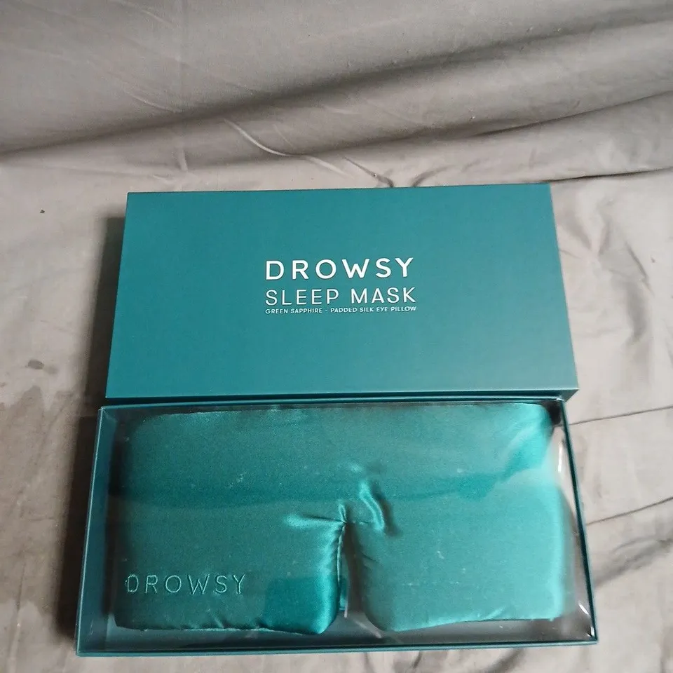 DROWSY SLEEP MASK – GREEN SAPPHIRE PADDED SILK EYE PILLOW (BOXED)