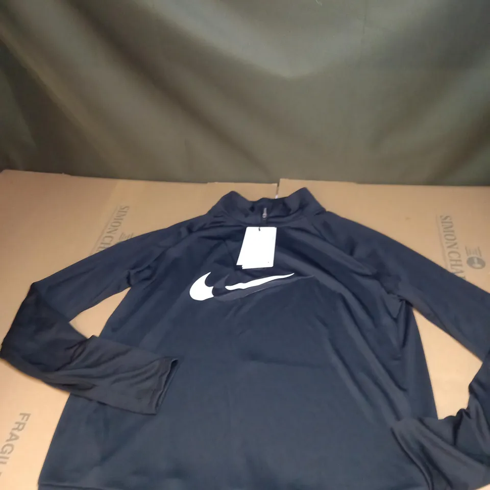 WOMENS 1/2 ZIPPED NIKE LOGO SHIRT SIZE M
