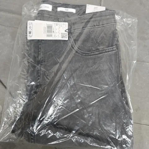 BAGGED MNG JUDE SKINNY JEANS IN CHARCOAL - UK 34
