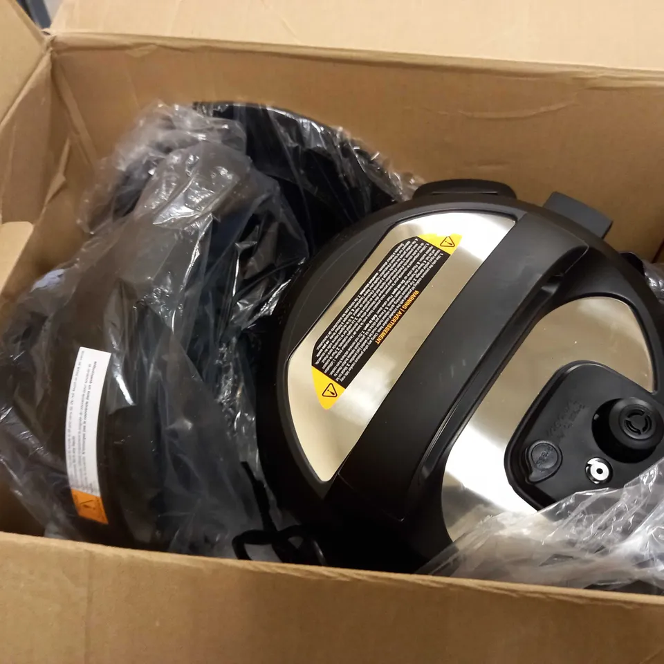 INSTANT POT DUO CRISP AIR FRYER MULTICOOKER