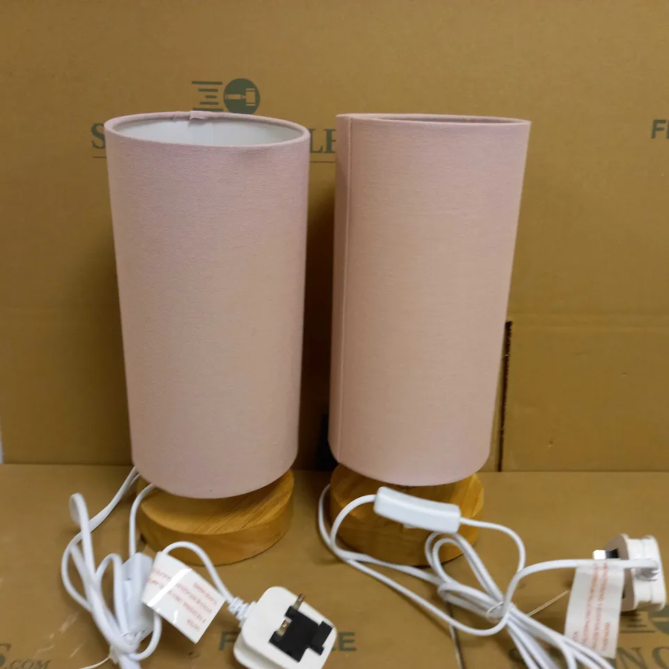 DESIGNER STYLE LIGHT WOOD CYLINDER LAMP WITH PINK SHADE
