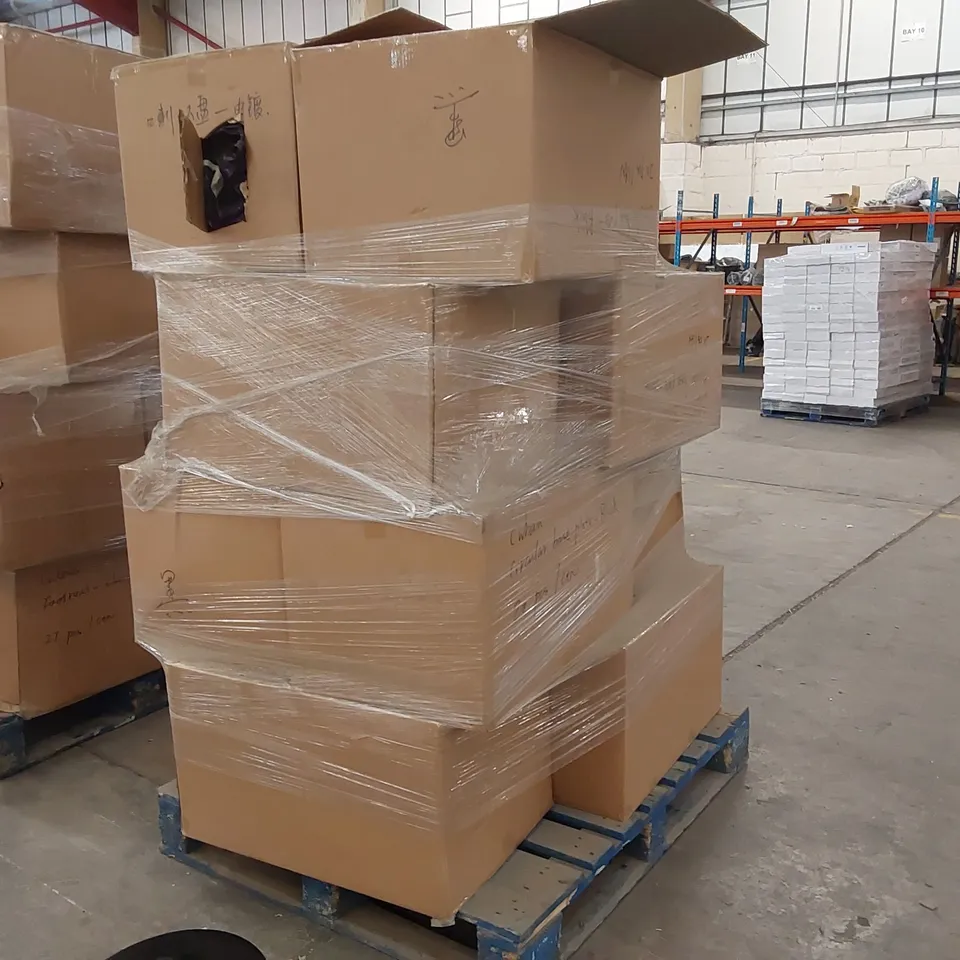 PALLET OF ASSORTED BARSTOOL/CHAIR PARTS