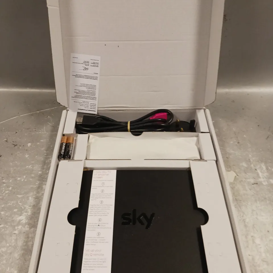 SKY EM150 Q MINI BOX