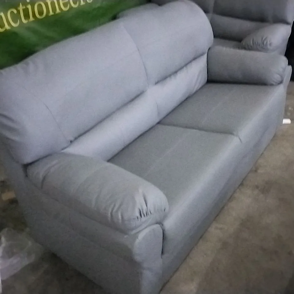 QUALITY 3 SEATER LIGHT GREY LEATHER SOFA 