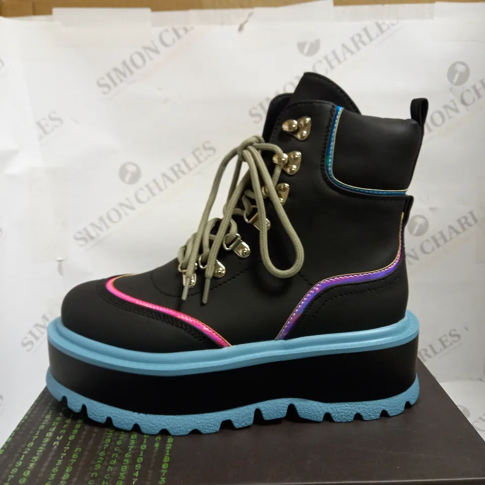 KOI VEGAN LEATHER SPECTRE FLASH MATRIX BOOTS UK SIZE 3