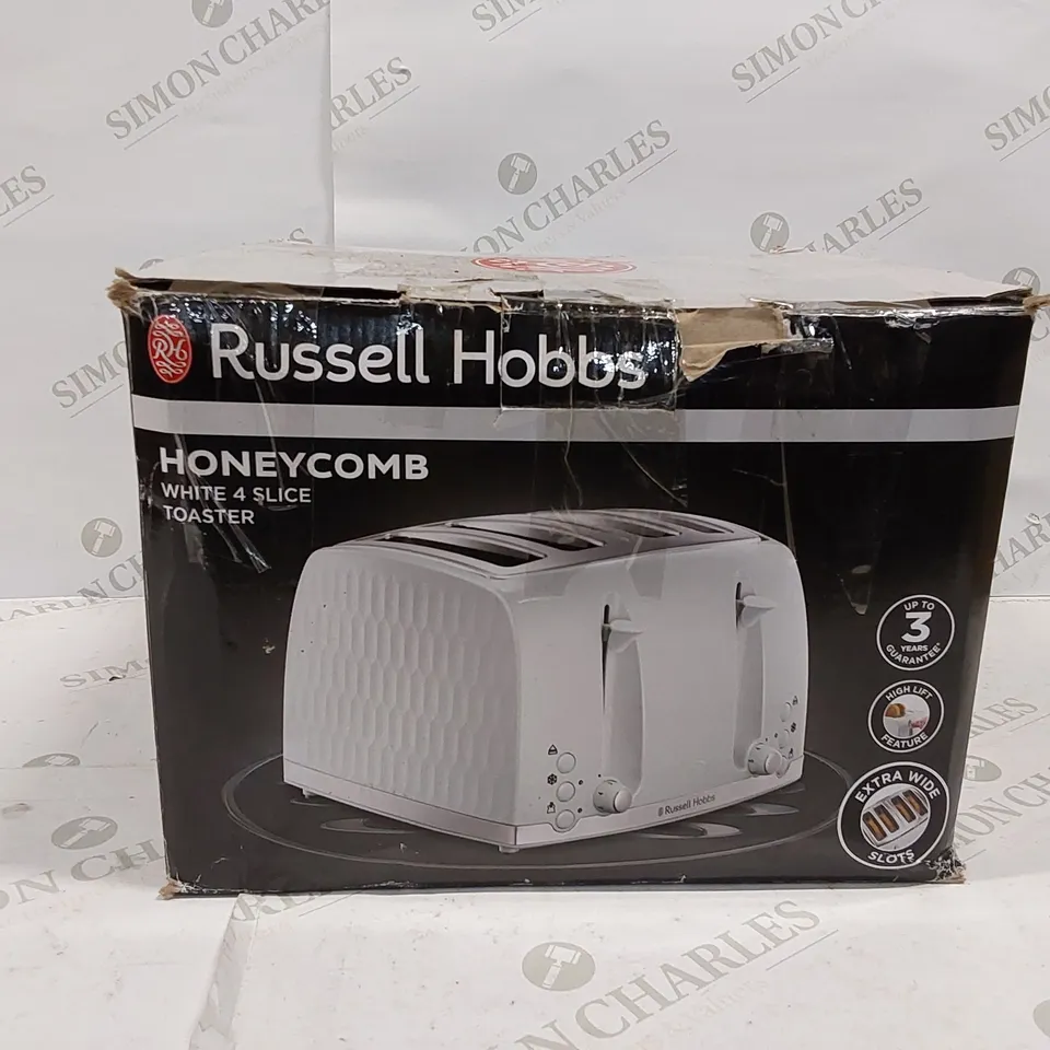 BOXED RUSSELL HOBBS HONEYCOMB 4 SLICE TOASTER - WHITE (1 BOX)