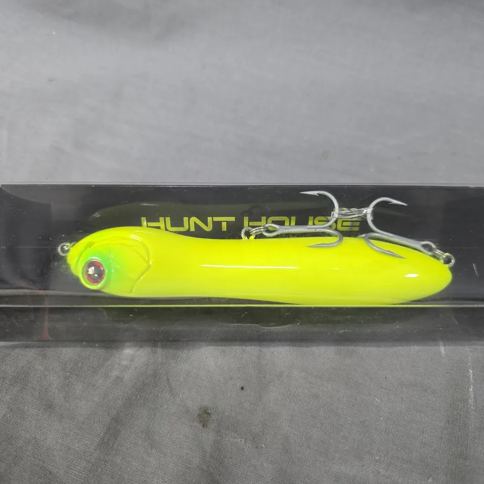BOXED HUNT HOUSE FISHING LURE 
