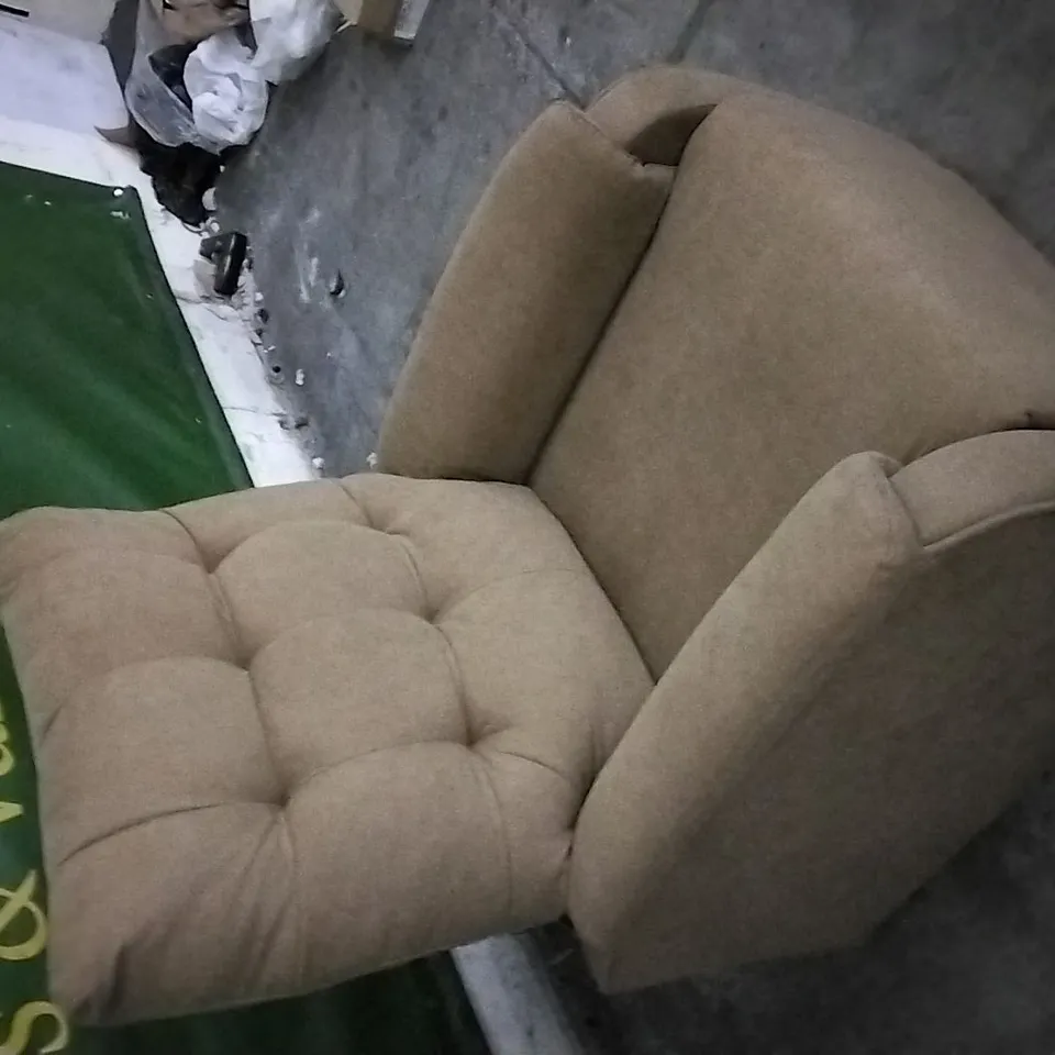 QUALITY DESIGNER LIGHT BROWN PLUSH FABRIC BUTTON BACK ARMCHAIR 