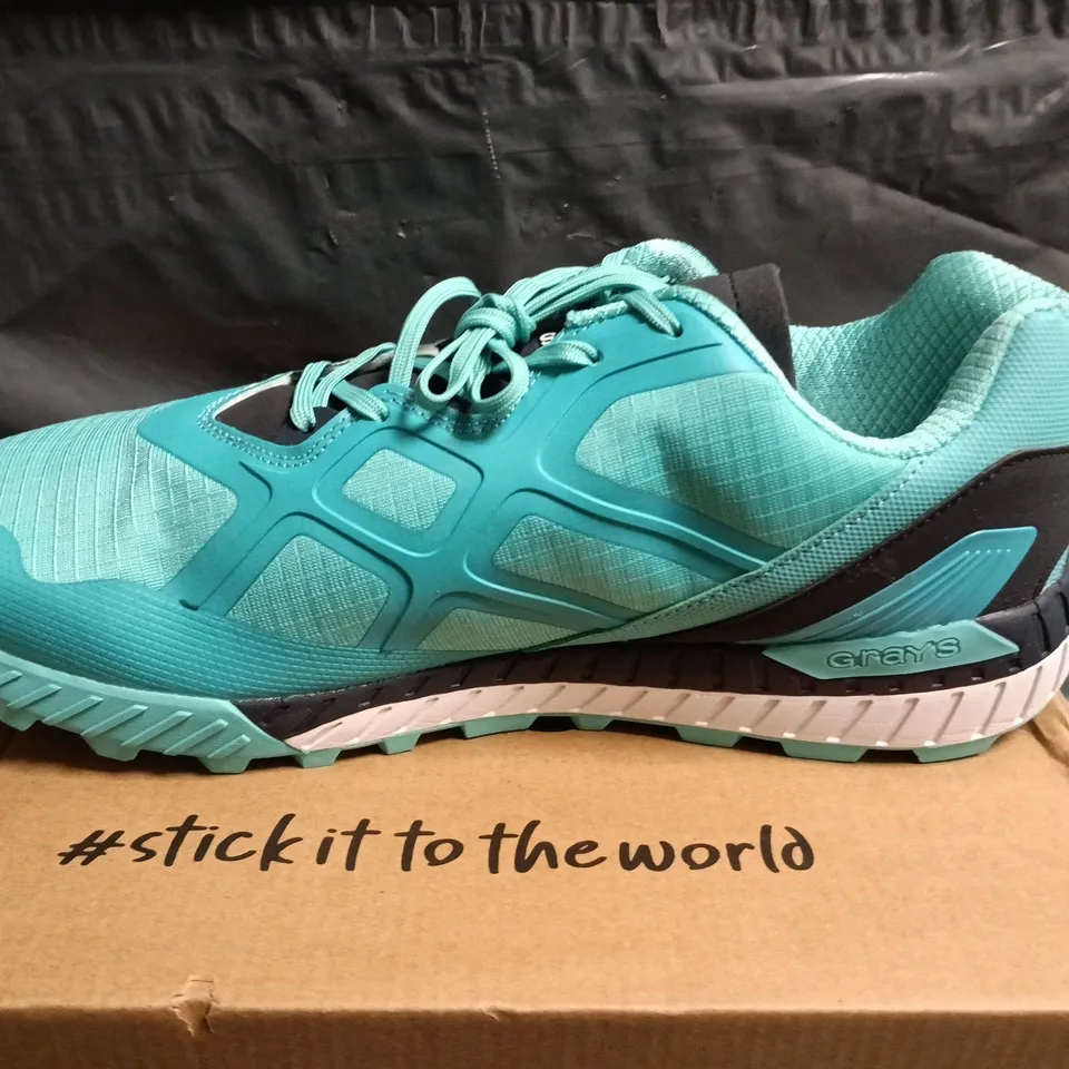 GRAYS RAID TRAINERS IN TEAL/NAVY - UK 12