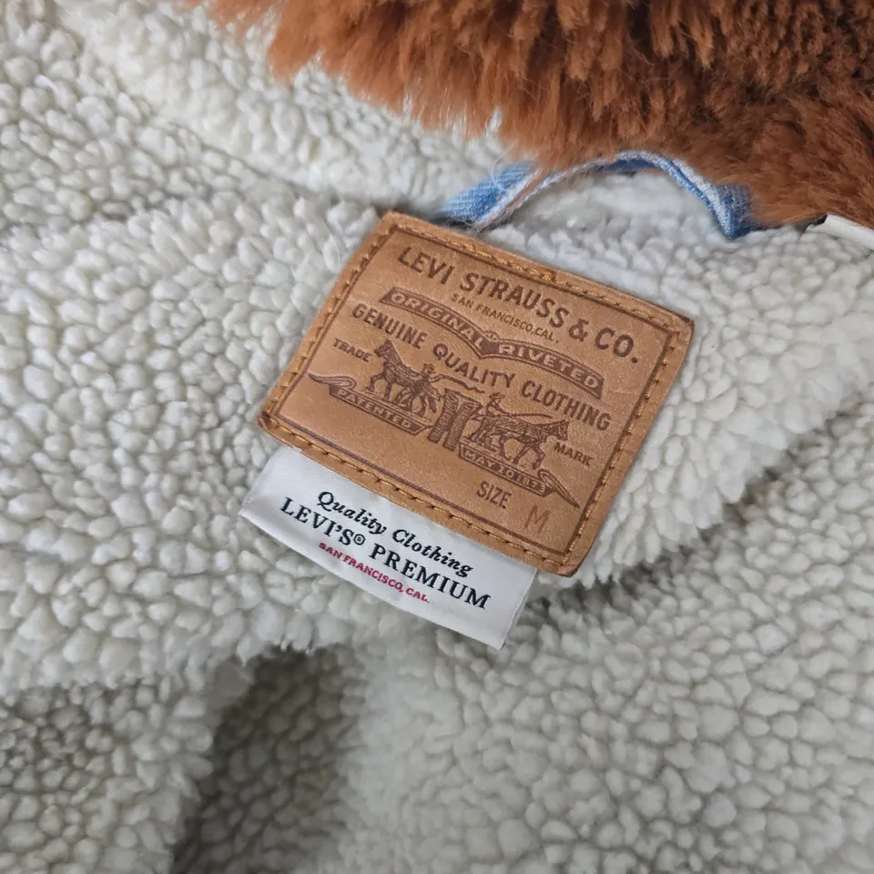 LEVIS SOFT LINED DENIM JACKET IN BLUE/ORANGE - MEDIUM