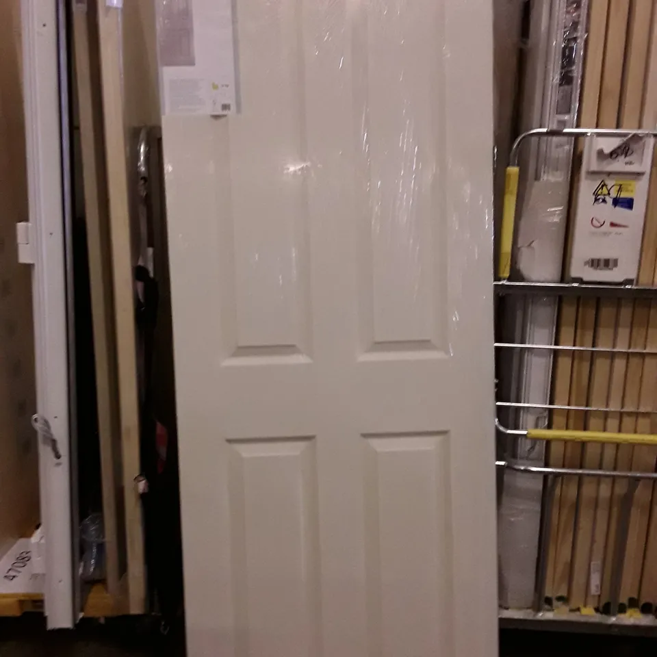 GEOM 4 PANEL WHITE INTERNAL DOOR 1981×762×35MM