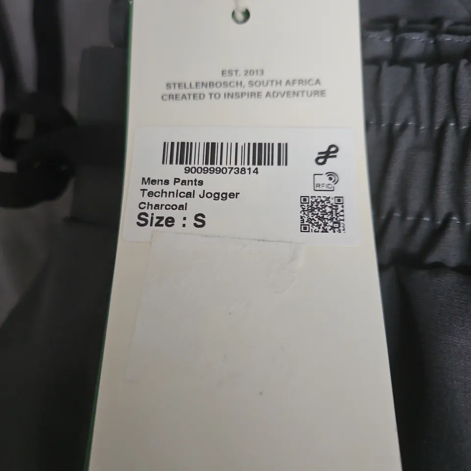 FREEDOM OF MOVEMENT MEN'S TECHNICAL JOGGERS – CHARCOAL, SIZE S