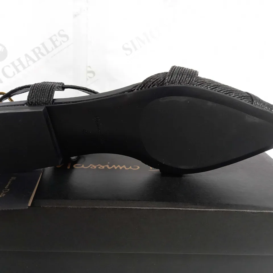 BOXED PAIR OF MASSIMO DUTTI POINTED TOE STRAP UP SANDALS IN BLACK - EU 40