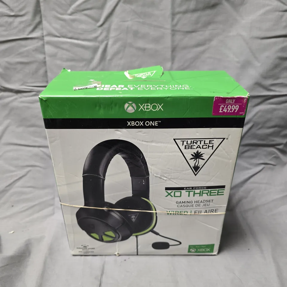 APPROXIMATELY 7 ASSORTED ELECTRICAL PRODUCTS TO INCLUDE GAMING HEADSET, SMART SPEAKER, NINTENDO SWITCH DOCK ETC