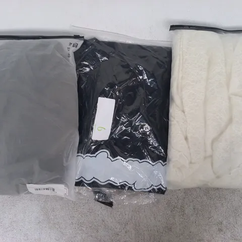APPROXIMATELY 20 ASSORTED CLOTHING AND FASHION PRODUCTS IN VARIOUS STYLES AND SIZES - COLLECTION ONLY