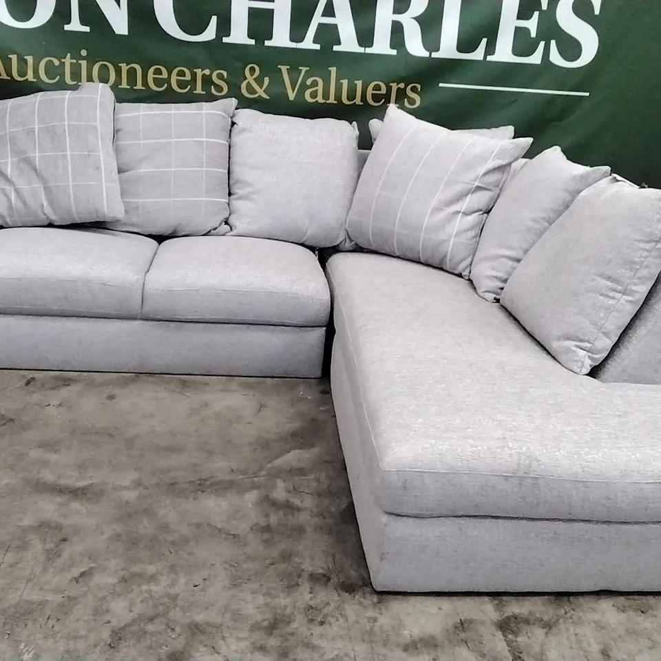 QUALITY BRITISH DESIGNER DBL CORNER GROUP SOFA - GREY FABRIC 