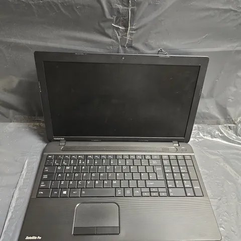 TOSHIBA SATELLITE PRO C50-A-1MX LAPTOP 