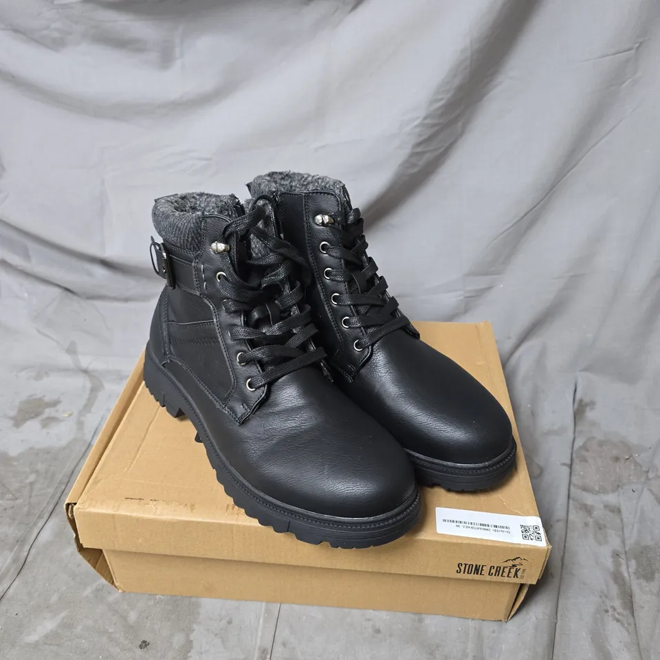 STONE CREEK BLACK LEATHER HIKING BOOTS WITH FAUX FUR LINING SIZE 9