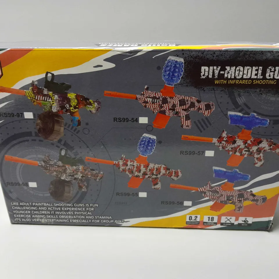 BOXED HOLYFUN DIY-MODEL GUN GELL BLASTER RS99-22