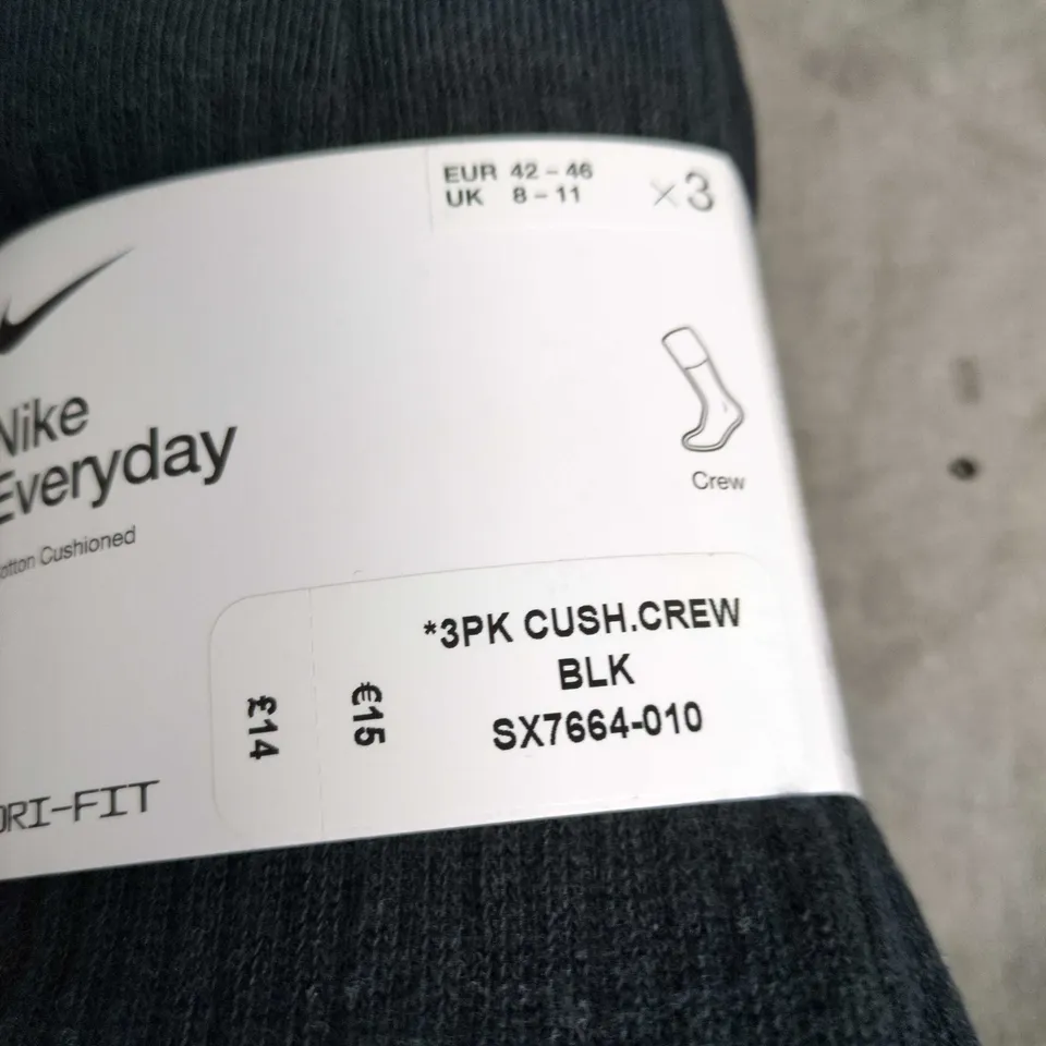 NIKE EVERYDAY CREW SOCKS – BLACK, 3 PACK, UK 8-11 (EUR 42-46)