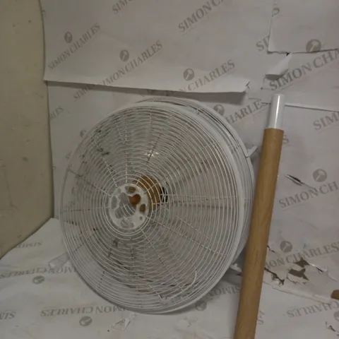 RUSSELL HOBBS ELECTRIC PEDESTAL FAN