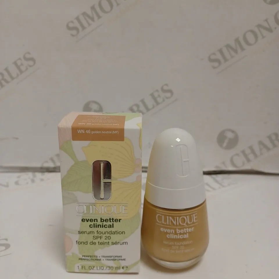 BOXED CLINIQUE EVEN BETTER CLINICAL SERUM FOUNDATION. 