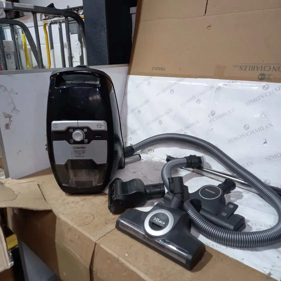 MIELE BLIZZARD CX1 CAT N DOG PRO VACUUM